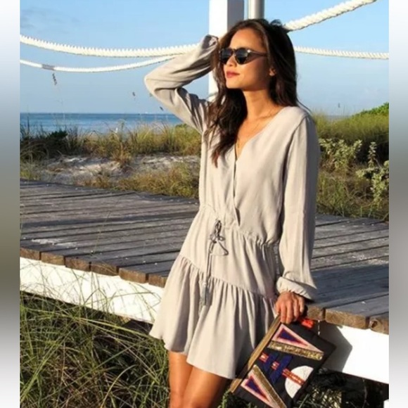 SASS & BIDE the back seat beaded clutch - Picture 7 of 8